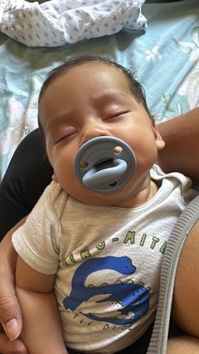 Customer photo review of Chupete DIAMOND By Nenina & Co Celeste, Gris y Azul