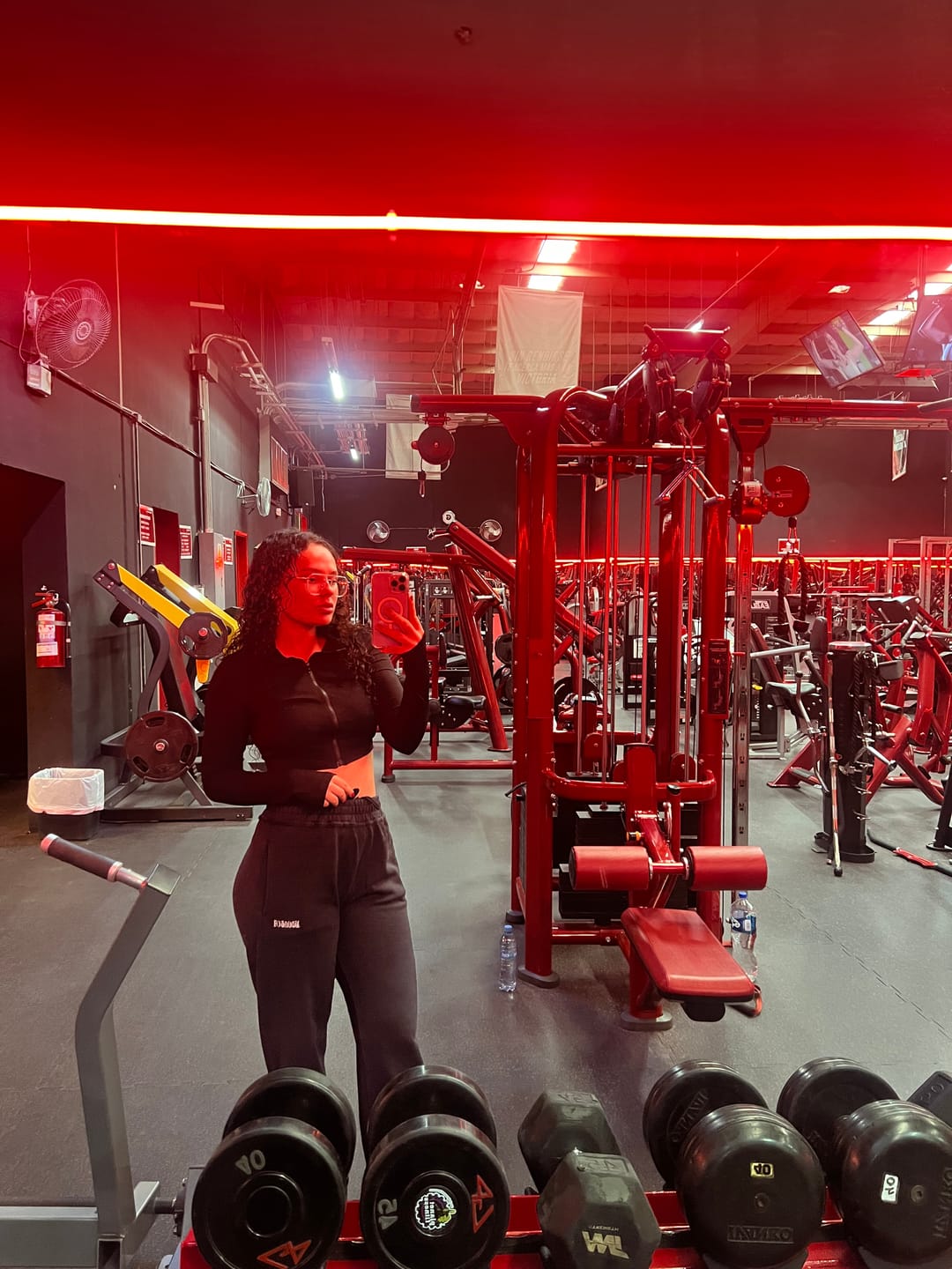Customer photo review of W260 - Rebel Straight Leg Joggers