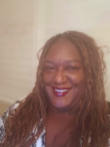 Customer photo review of Glueless 16"-24" Pre Cut HD Full Elastic Lace Lightweight Ready-To-Go Boho Box Braided Wig with Human Hair Boho Curls