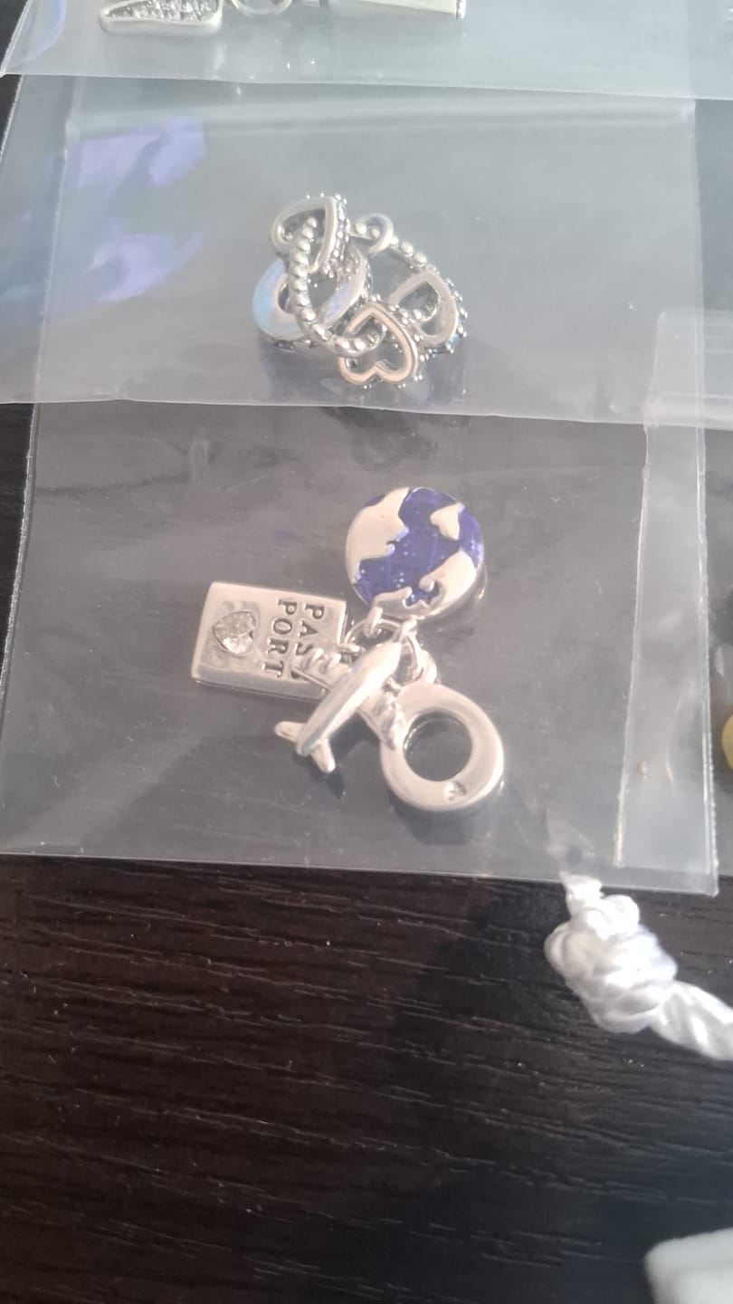 Customer photo review of Charm Aventurero