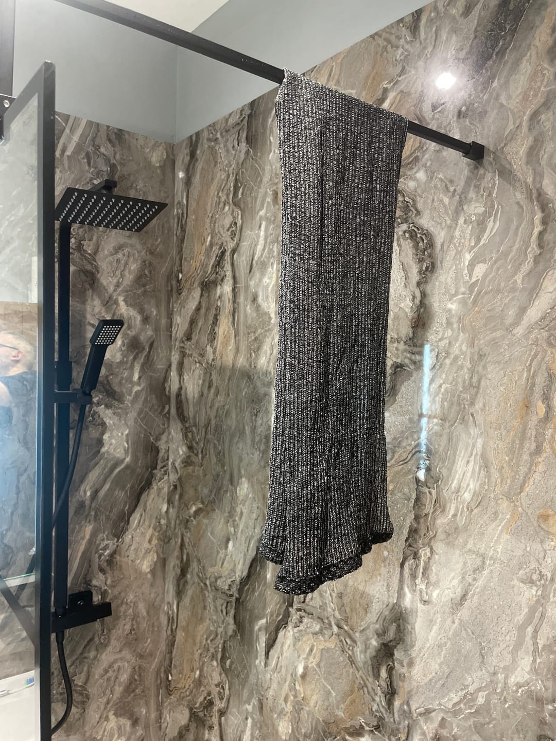 Customer photo review of HEPİMOOD PEELİNG ANTİBAKTERİYEL DUŞ HAVLUSU