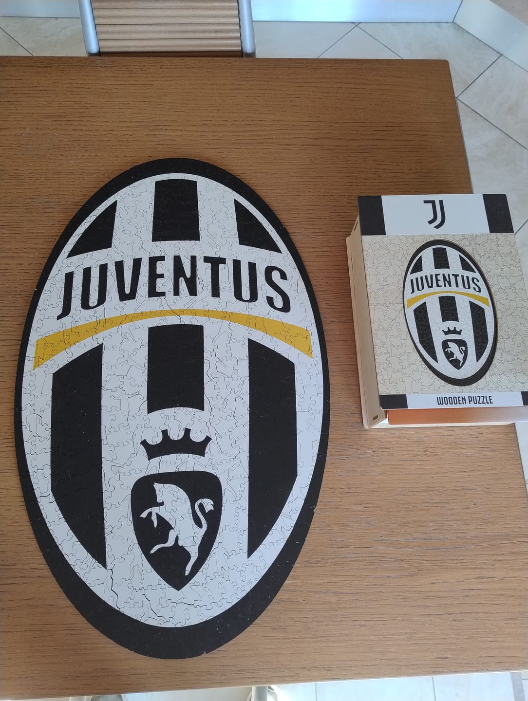 Customer photo review of Retro Logo Juventus® - Puzzle di Legno