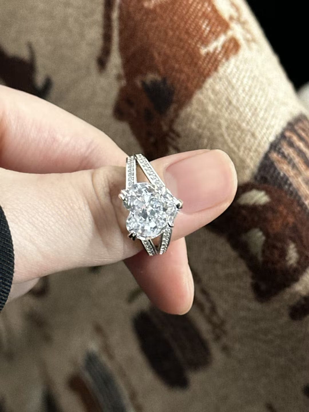 Customer photo review of Louily Exquisite 5.0 Carat Heart Cut Engagement Ring In Sterling Silver