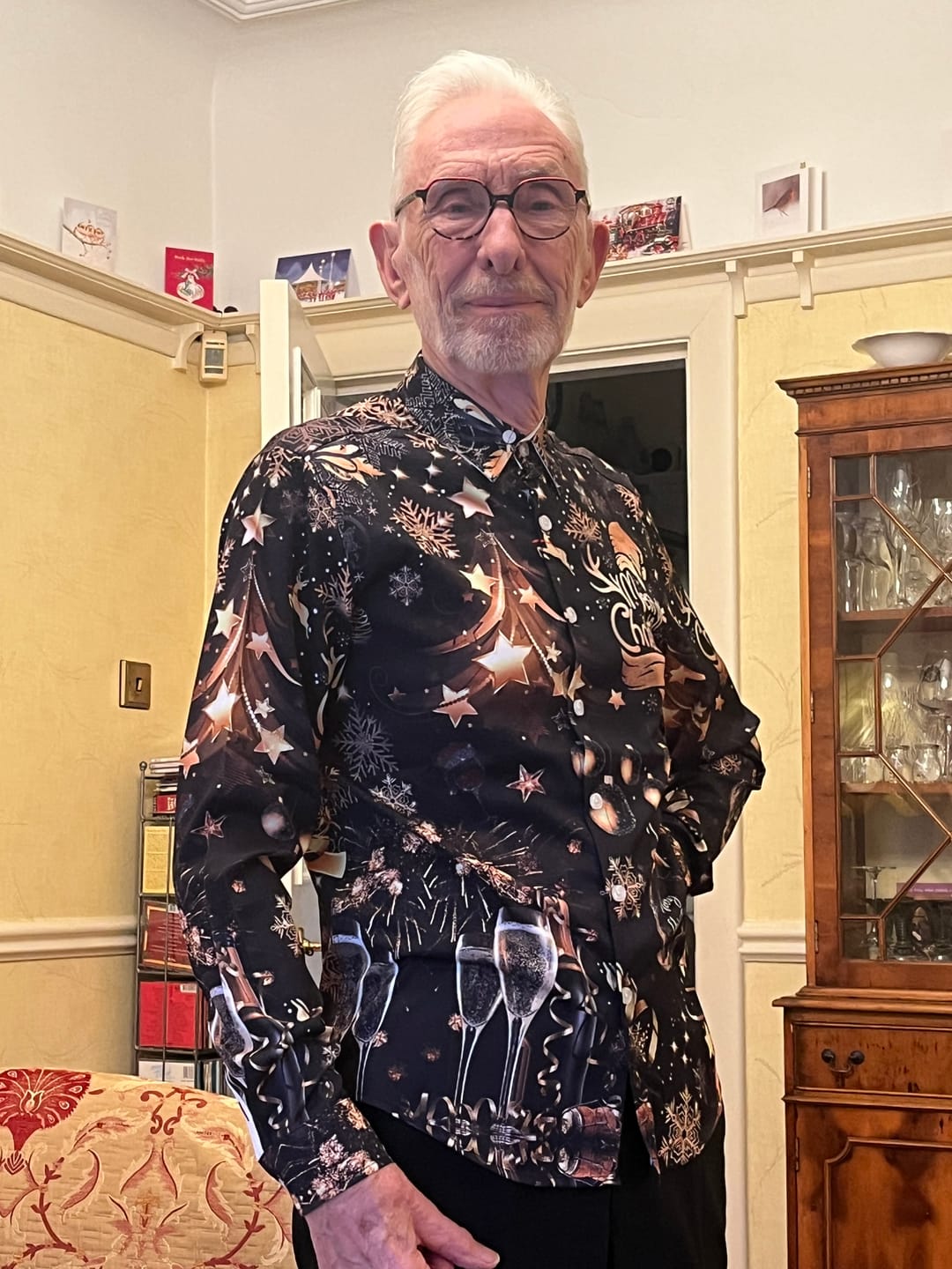 Customer photo review of Men's Golden Merry Christmas Champagne Print Long Sleeve Shirt