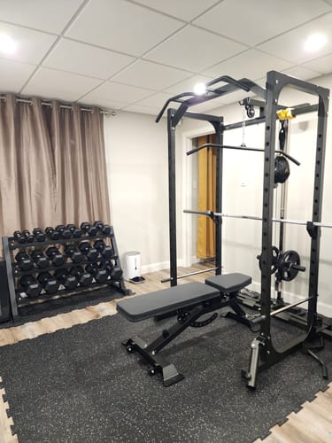 Customer photo review of Power rack Cage de musculation avec poulie haute et basse et accessoires
