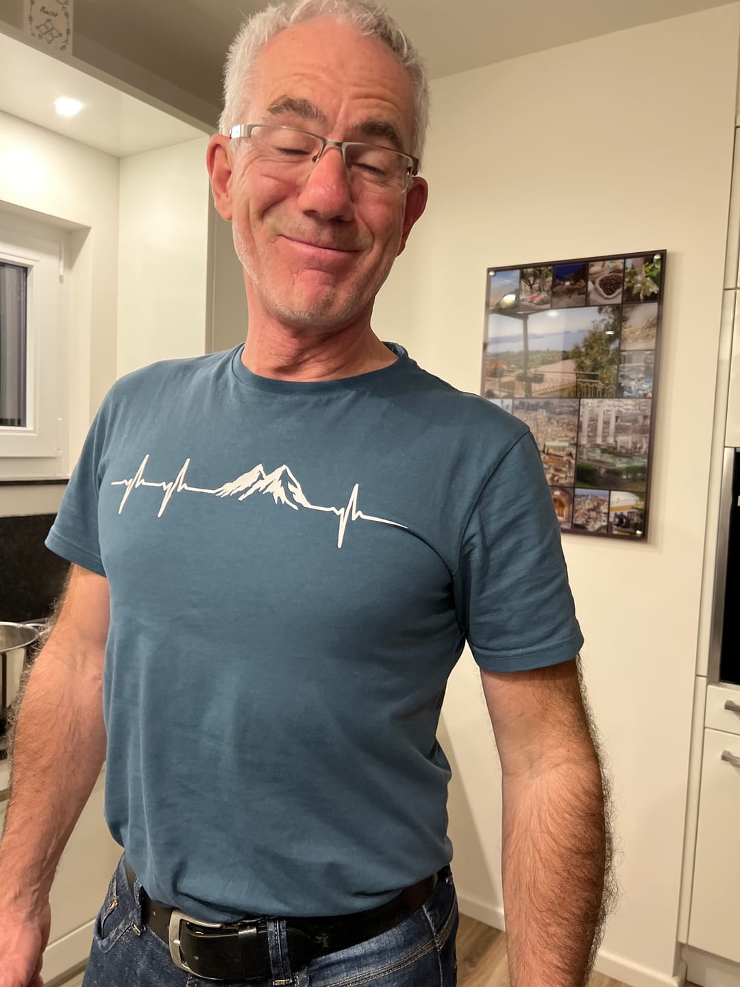Customer photo review of Unplug - Unisex Premium Organic Shirt