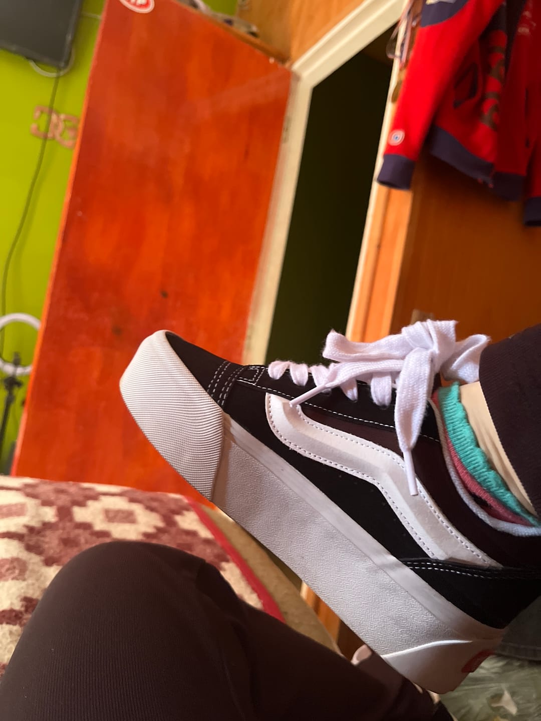 Customer photo review of Zapatilla Vans Knu Stack Plataforma Mujer Negro