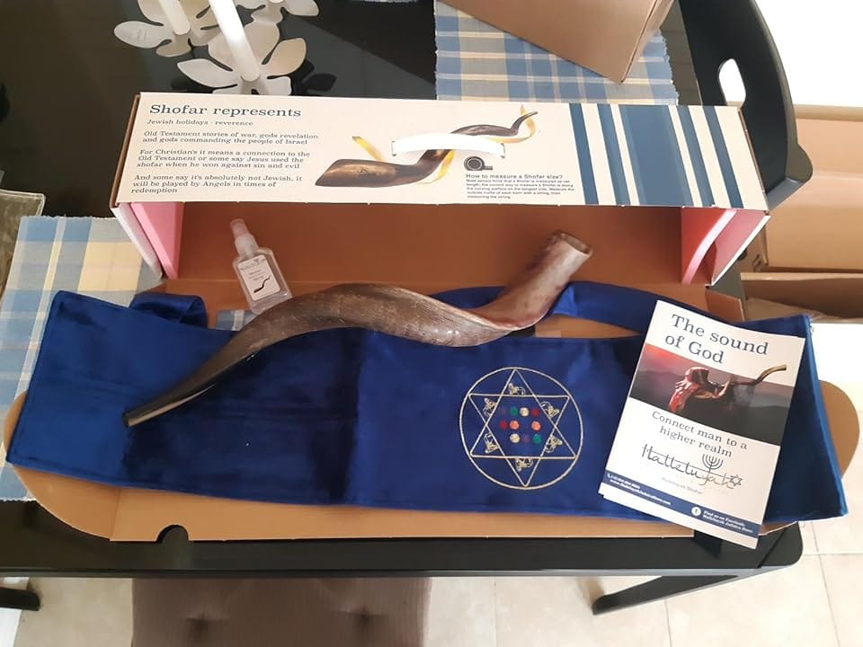 Customer photo review of HalleluYAH Original Kosher fully-Polished Kudu Shofar From Israel