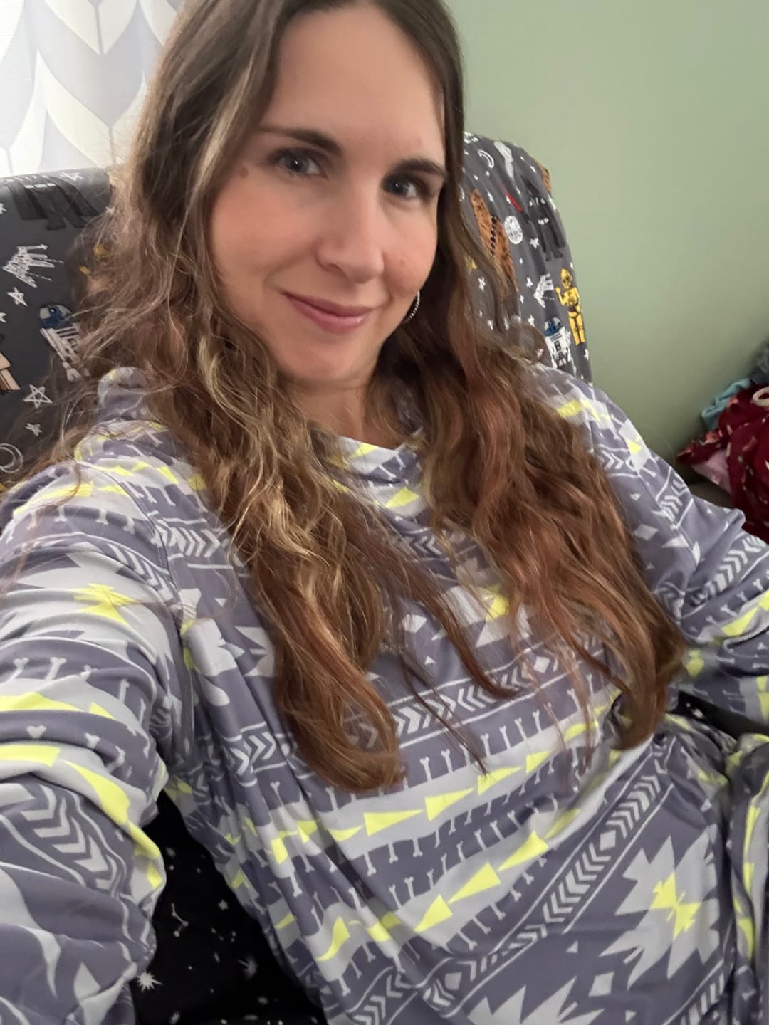 Customer photo review of Aztec Gray – Performance Hoodie