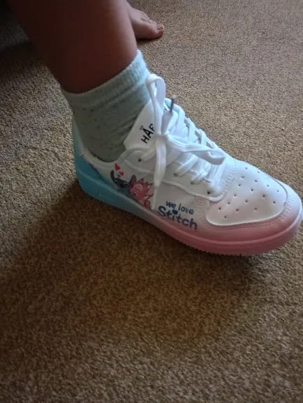 Customer photo review of Chaussures Stitch Décontractées