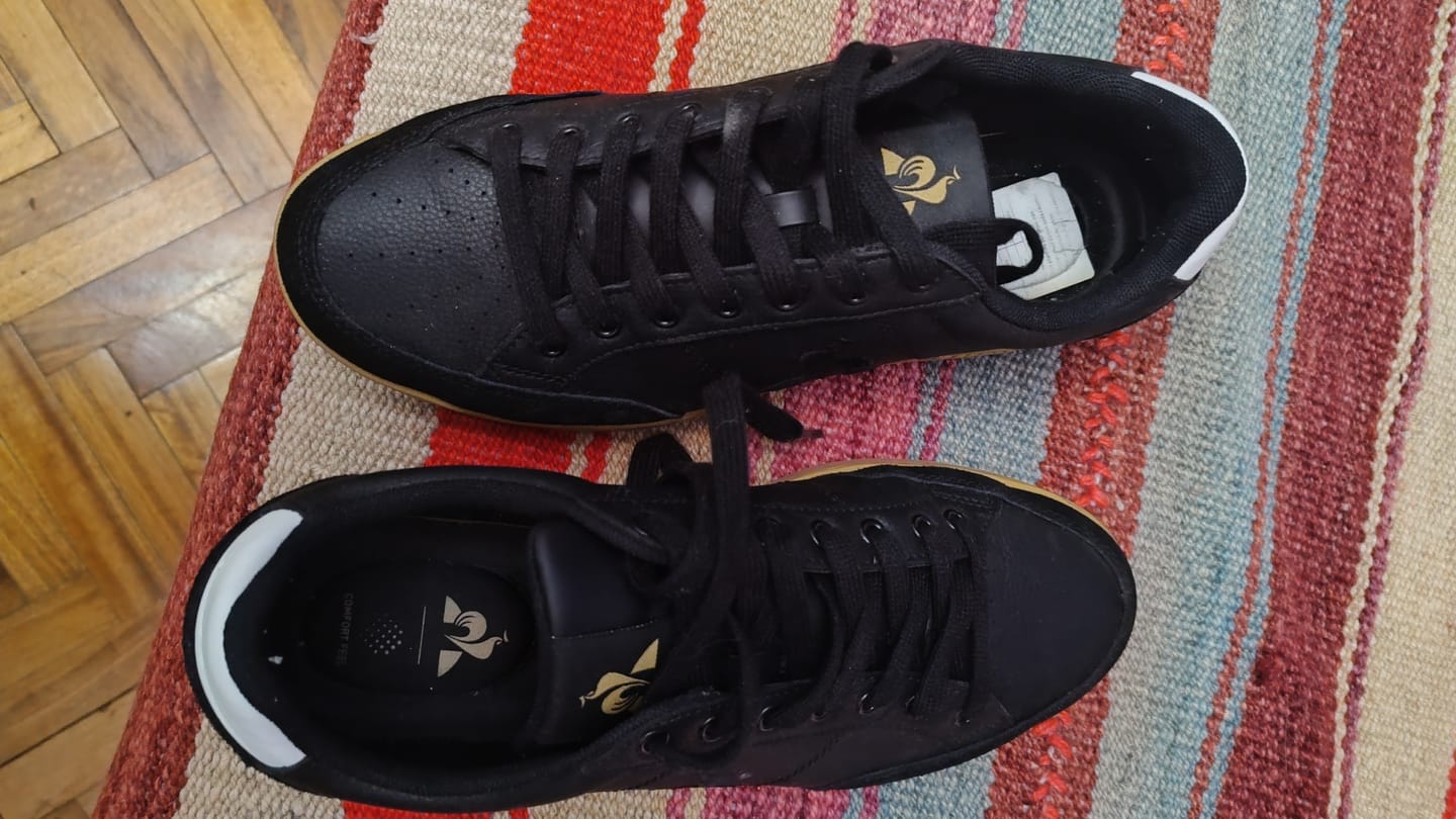 Customer photo review of Zapatillas Le Coq Sportif Courtnet Classic Negro Marrón