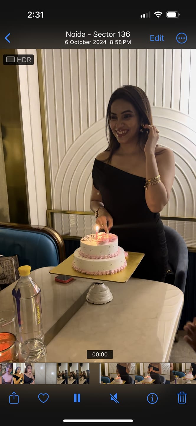 Customer photo review of Floral Cake 2