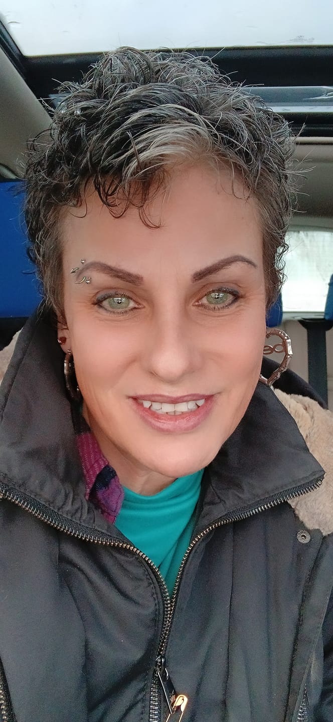 Customer photo review of Polar Light Yellow green Colored Contact Lenses