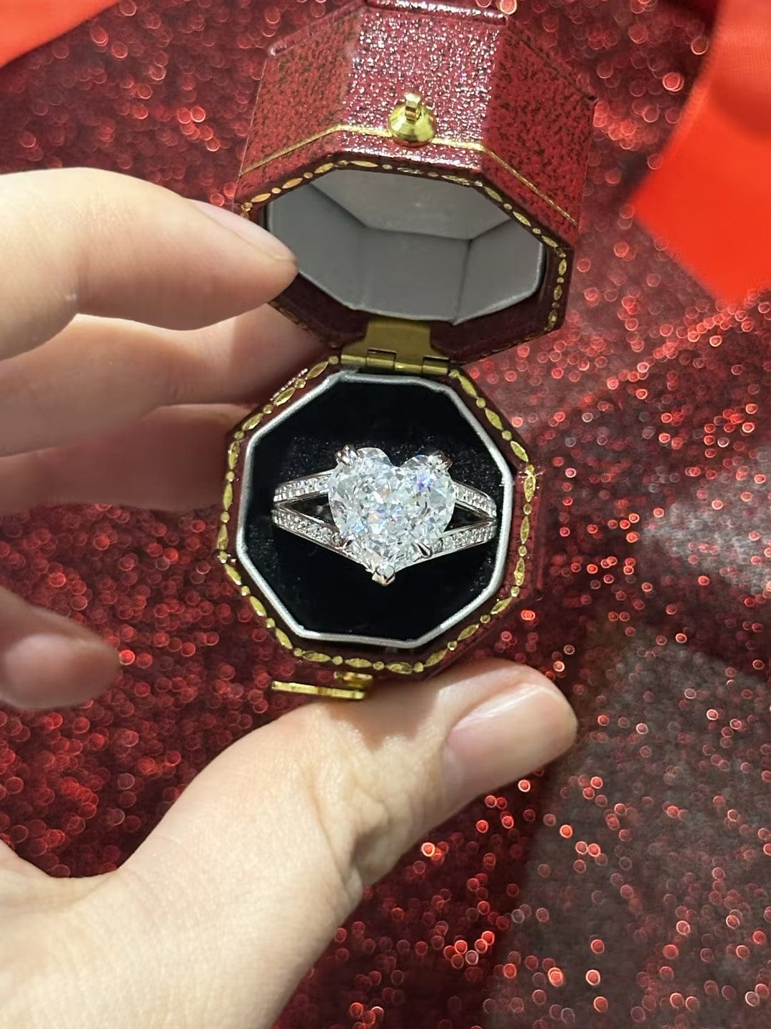Customer photo review of Louily Exquisite 5.0 Carat Heart Cut Engagement Ring In Sterling Silver