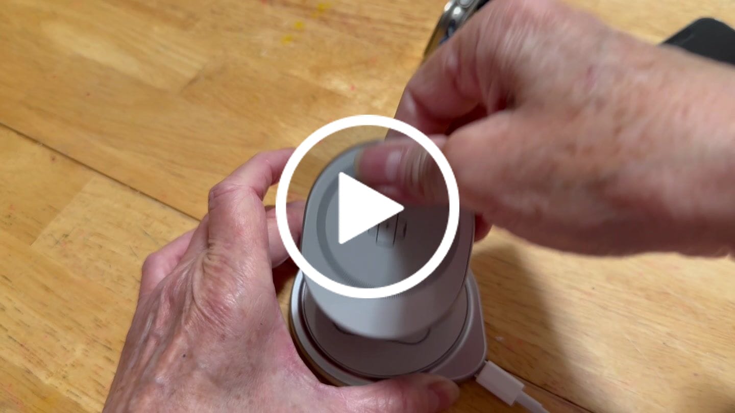 Customer video review of MagFold Twist Qi2.2 25W