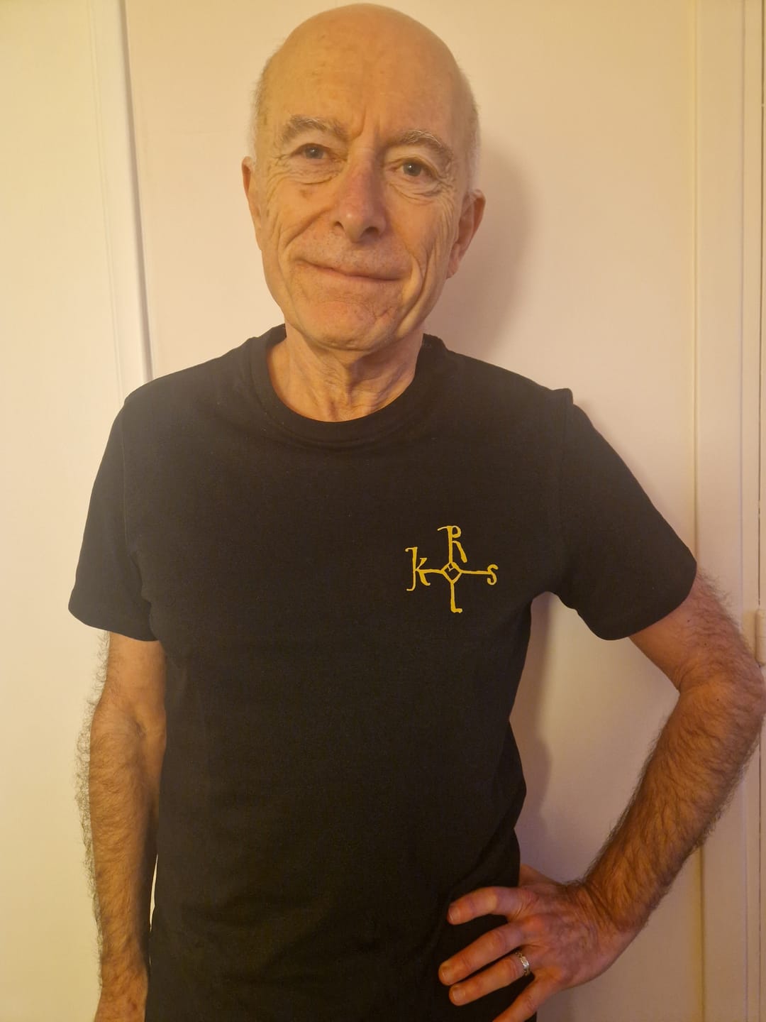 Customer photo review of T-shirt - Monogramme de Charlemagne (discret)