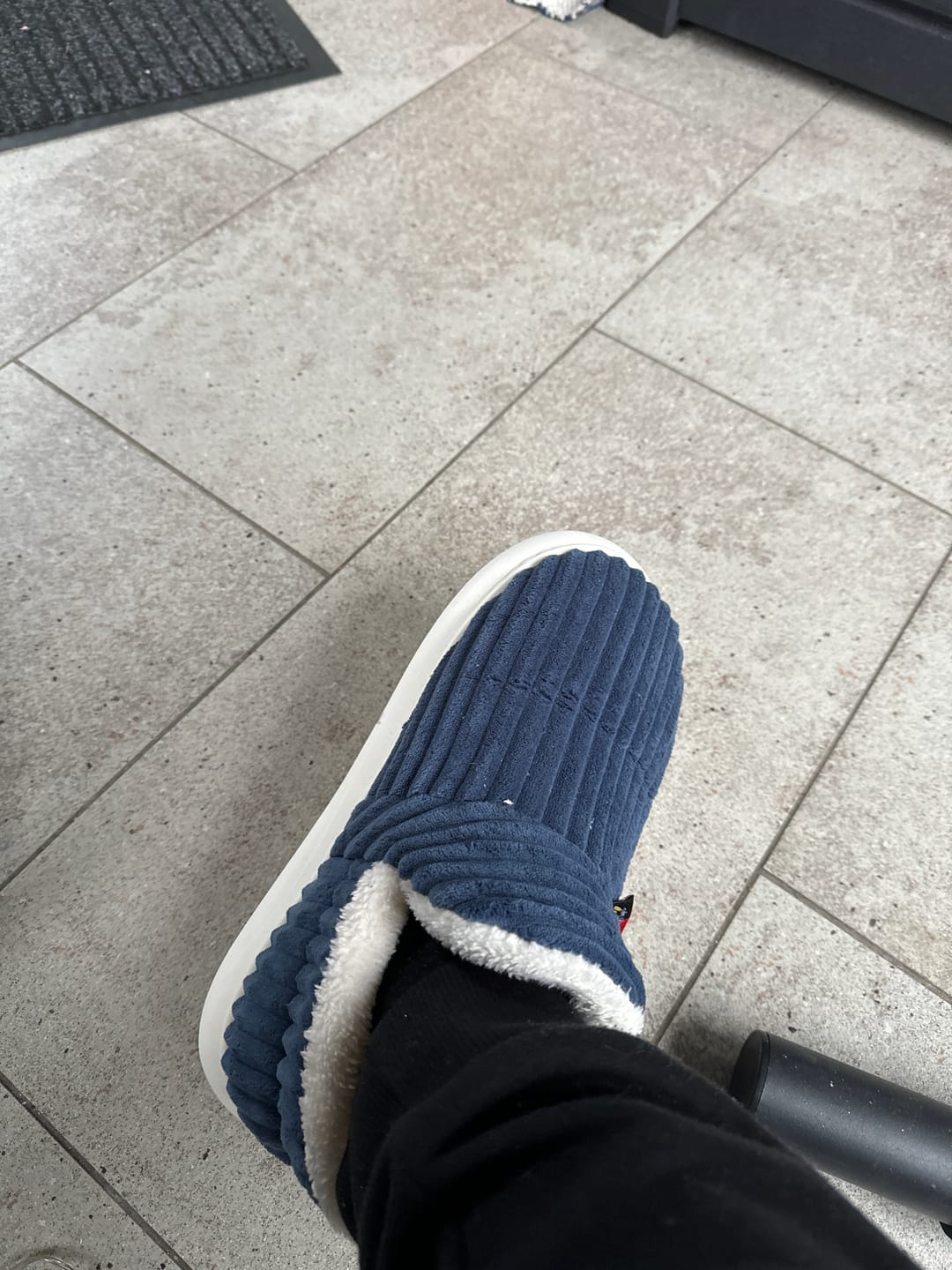 Customer photo review of HappyCozy