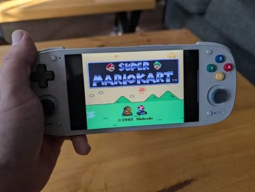 Customer photo review of Consola Retro Retroid Pocket 5