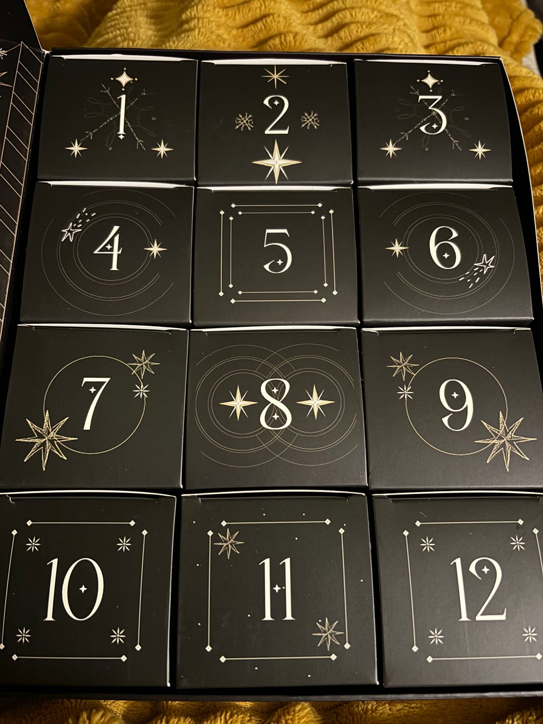 Customer photo review of 12 pcs Advent Calendar Packaging