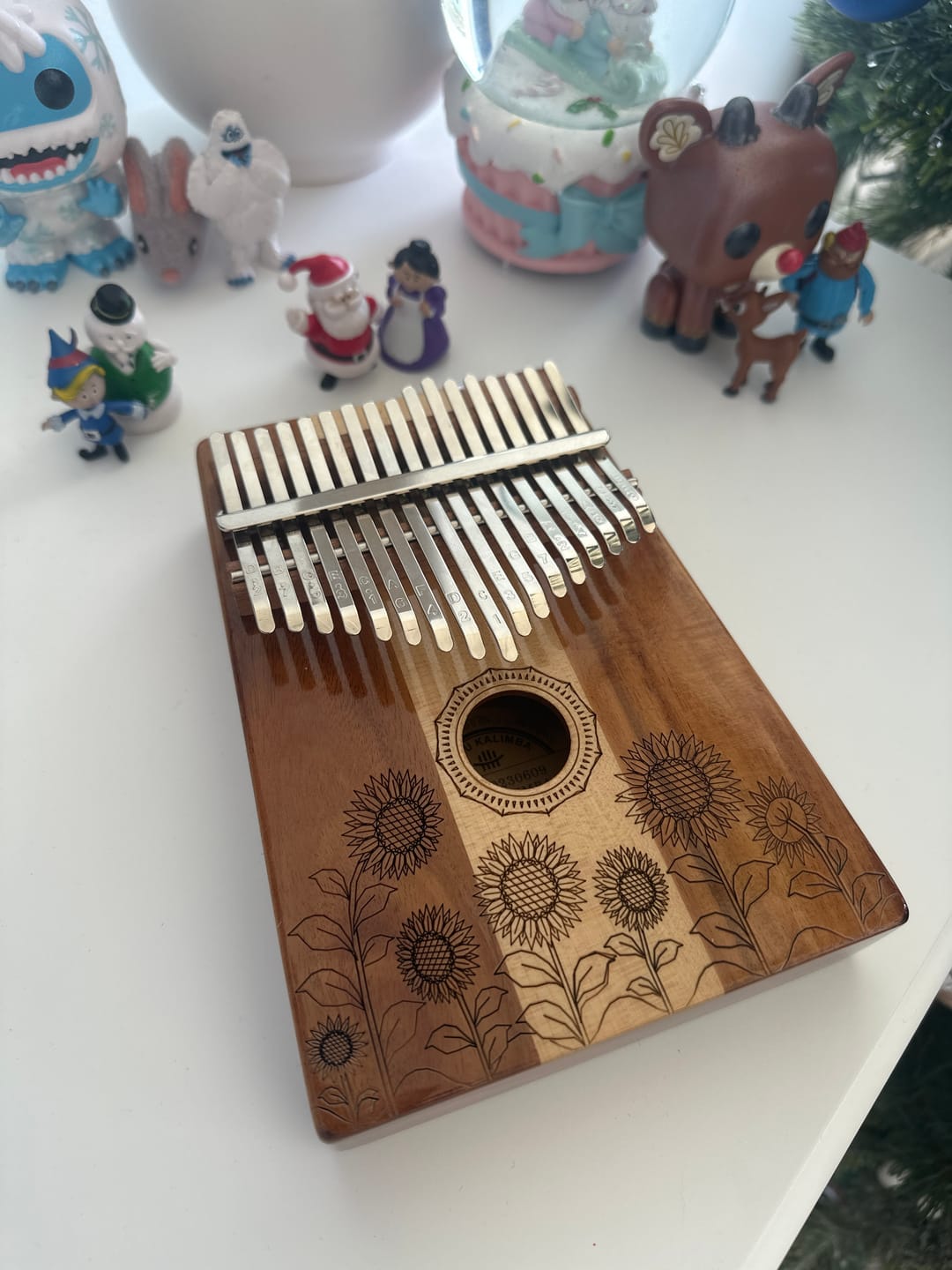Customer photo review of Kalimba 17 Key Acacia Maple Hluru