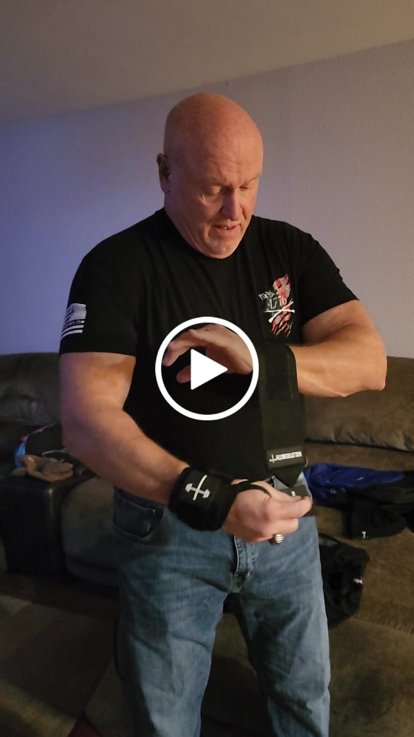 Customer video review of HolStrength Wrist Wraps 18"