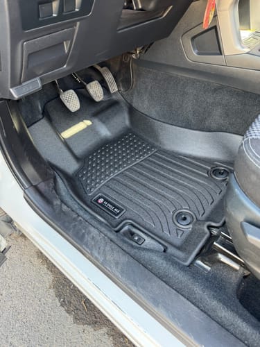 Customer photo review of Pisos Calce Perfecto Subaru Forester Años 2013 Al 2018