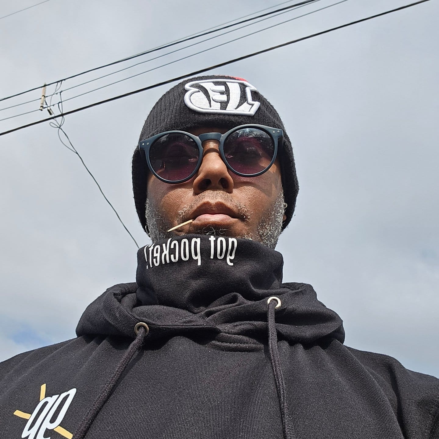 Customer photo review of Elite Drum Hoodie (Black/Gold)