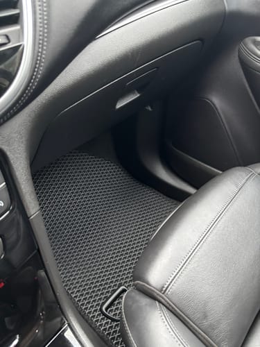 Customer photo review of Dywaniki samochodowe na zamówienie - Przód i tył