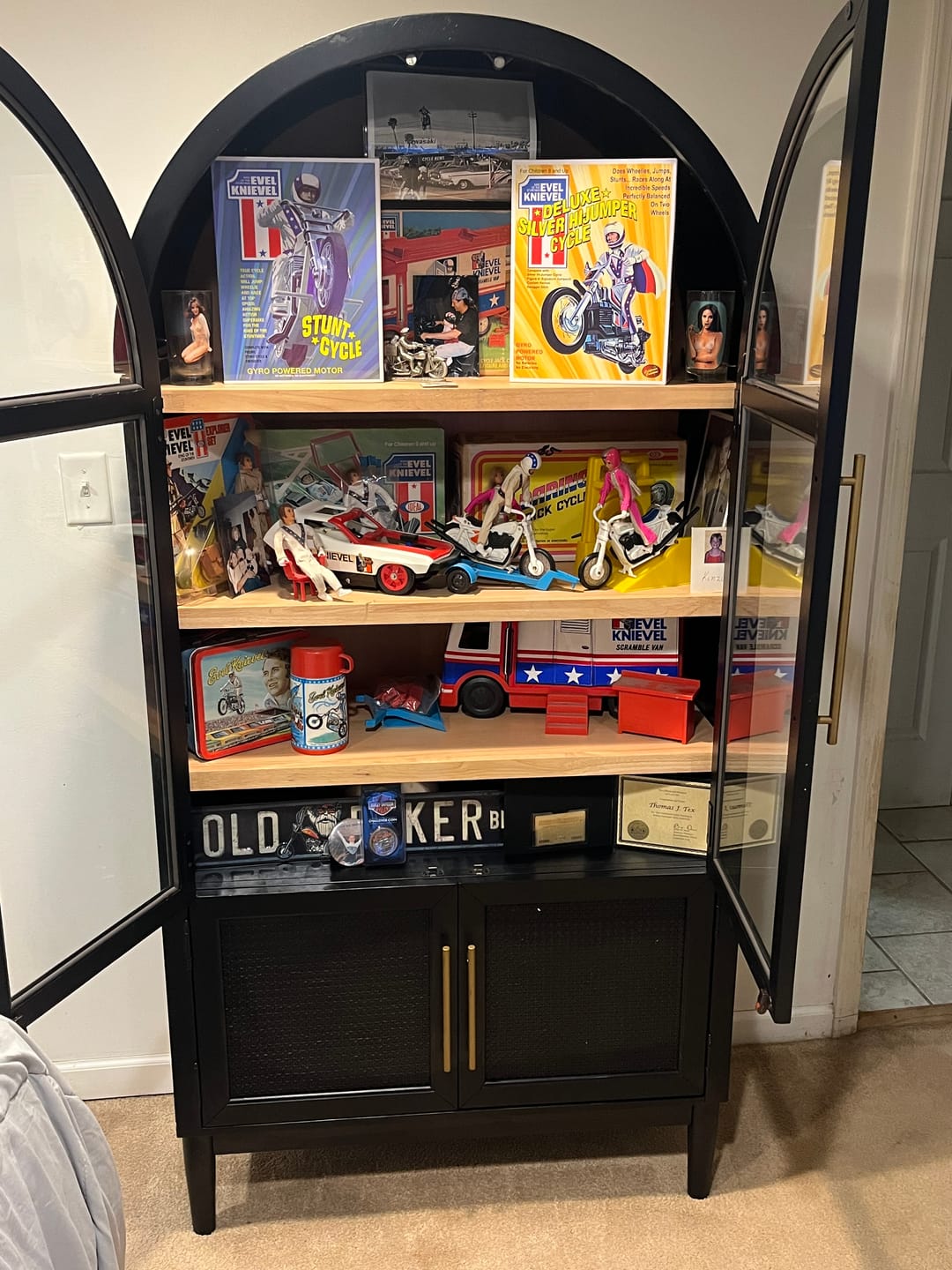 Customer photo review of Evel Knievel Deluxe Silver High Jumper Stunt Cycle