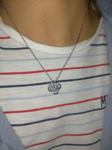 Customer photo review of Collier Noeud d'Amour - À la femme de ma vie - Je t'aime, pour toujours...