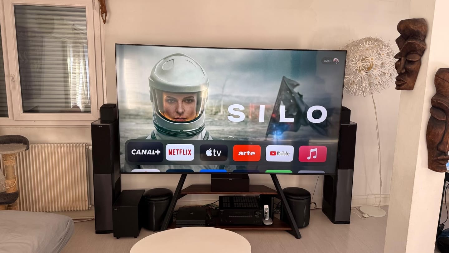 Customer photo review of Floor TV Stand Eiffel Series 75-100 Inch