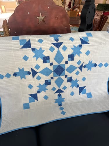 Customer photo review of Winter Wonder Quilt - made by Myra