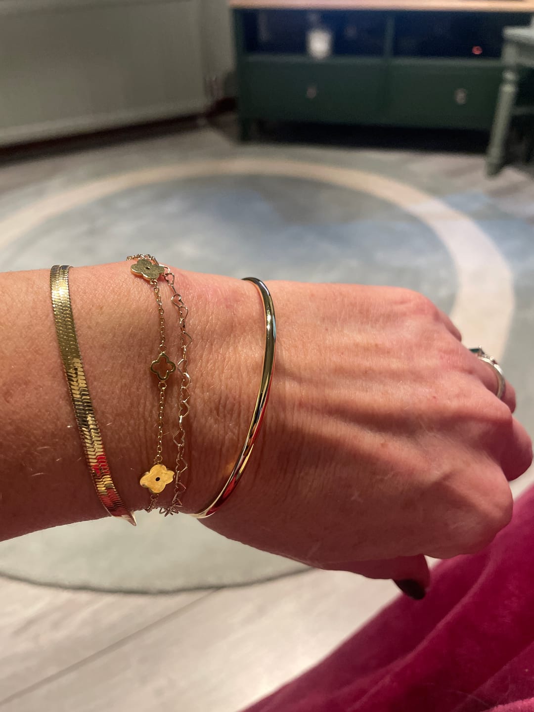 Customer photo review of Essentials Bracelet