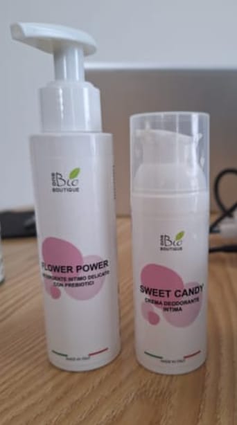 Customer photo review of V Skincare Kit