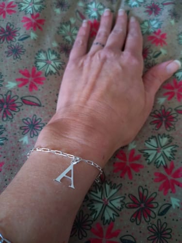 Customer photo review of Bracelet 1 Lettre Initial  argent