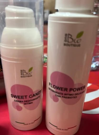 Customer photo review of V Skincare Kit