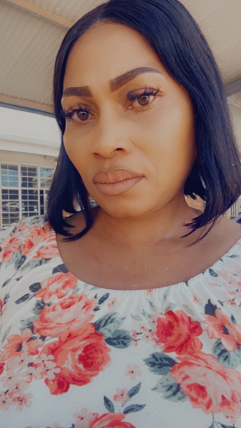 Customer photo review of 2 for 1 Wig Special - Gigi 12" & Olivia 8"