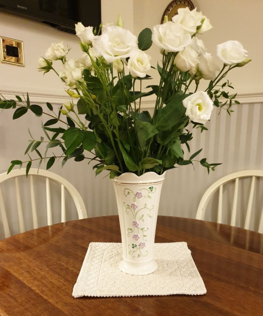 Customer photo review of Belleek Classic Irish Flax 9.5" Vase