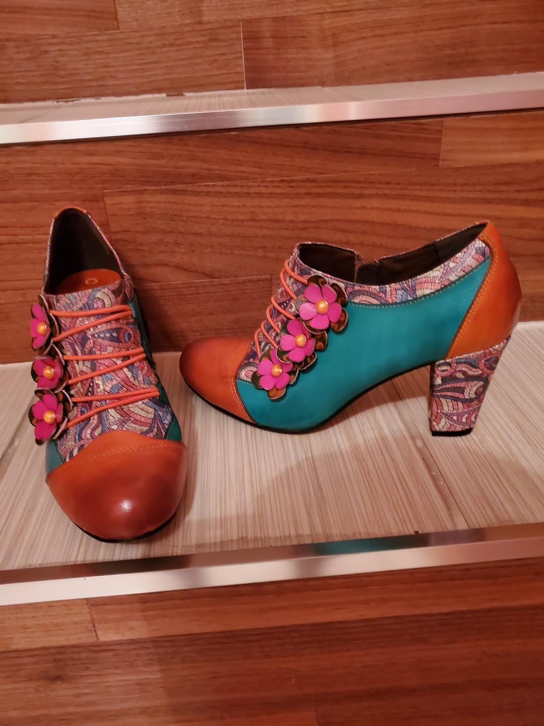 Customer photo review of Vintage Handmade Bohemian Graffiti Pumps