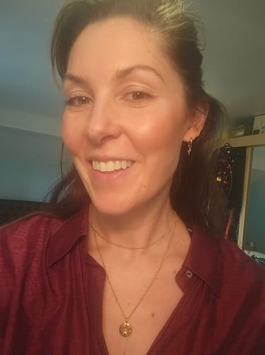 Customer photo review of The Anna Essential Chain