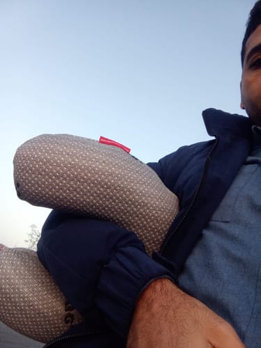 Customer photo review of Rido- Neck Travel Pillow