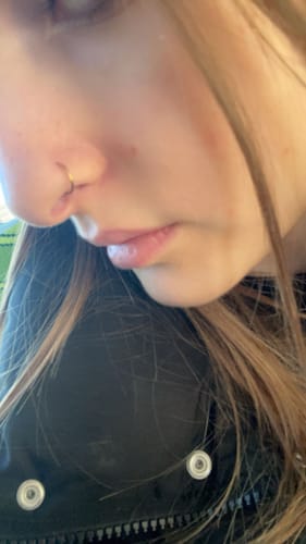 Customer photo review of Faux piercing Léa