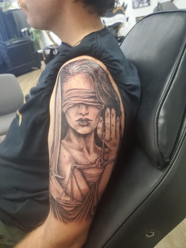 Customer photo review of Unknown Ink Lightset