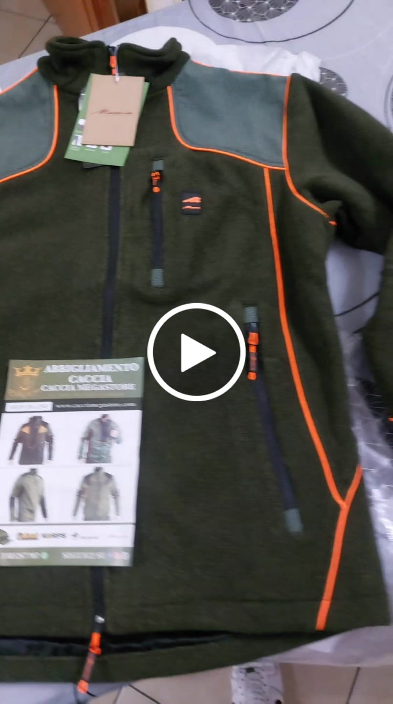 Customer video review of Giacca in Pile Masseria Con Rinforzi Zip Lunga 65 Tono su Tono