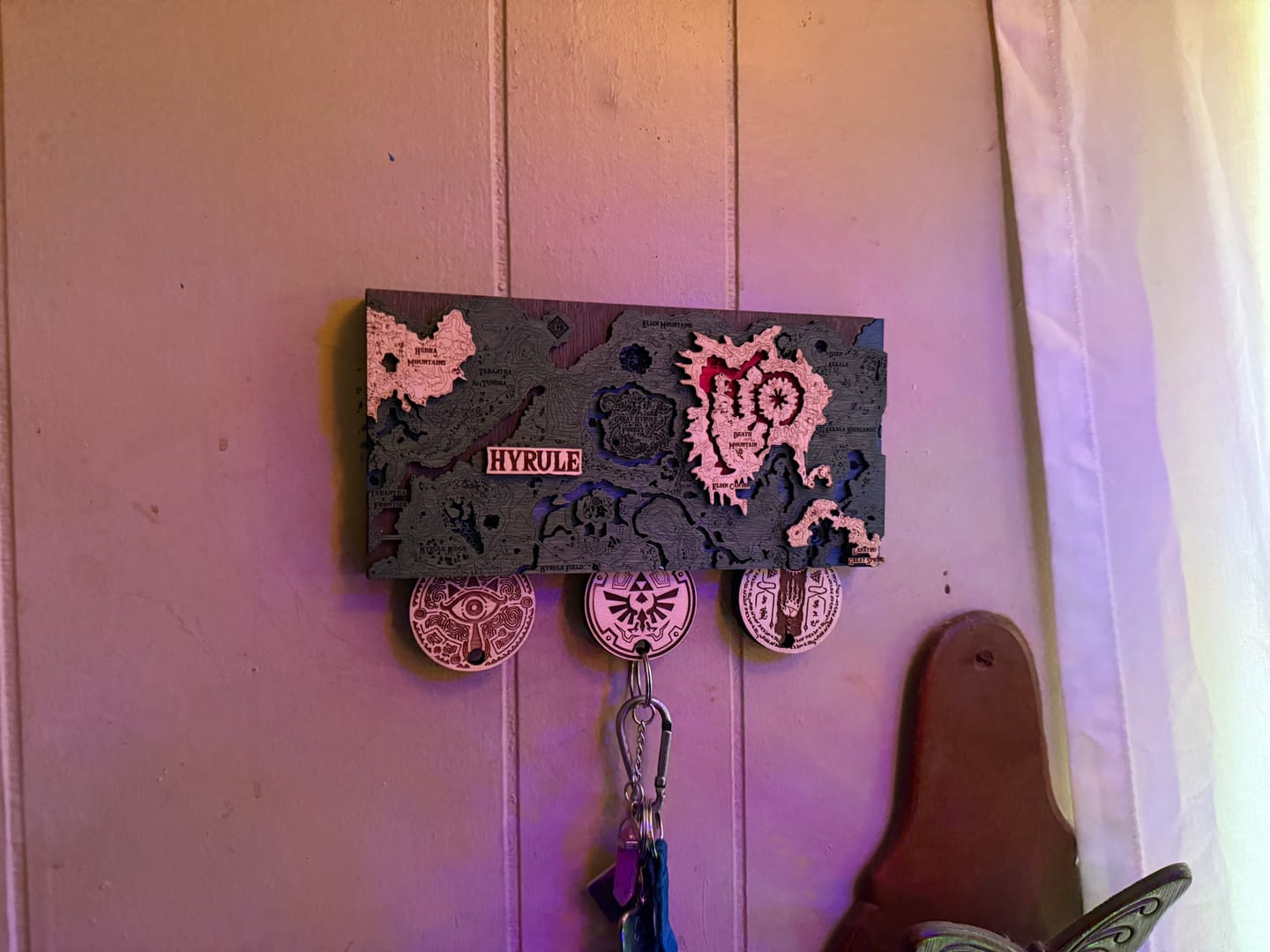 Customer photo review of THE HYRULE 3D KEY HOLDER