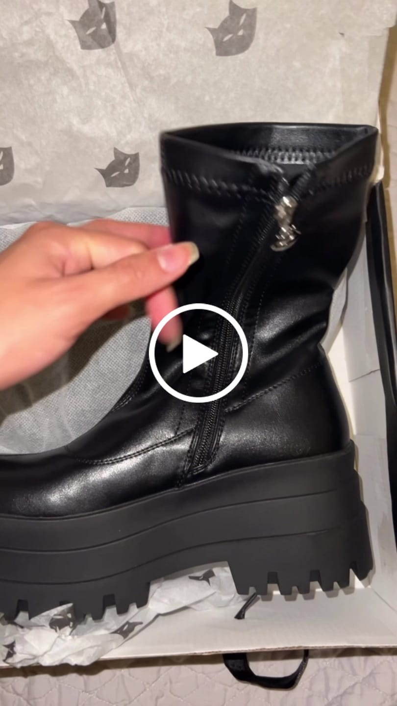 Customer video review of Vela Boots