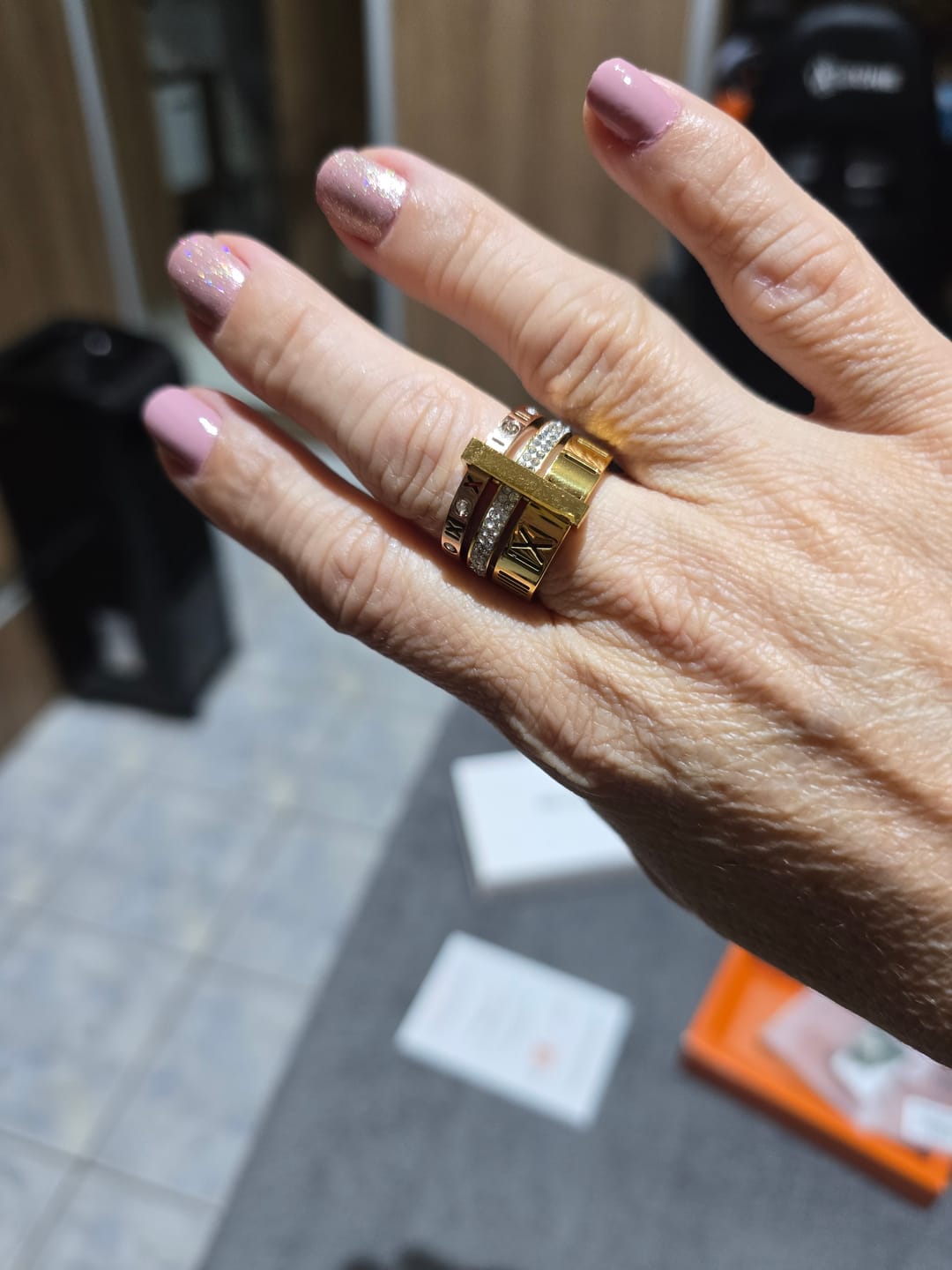 Customer photo review of Anel Triplo Momentos Banhado em Ouro 18k