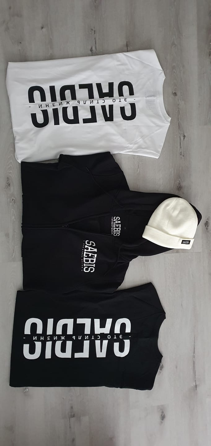 Customer photo review of Это стиль жизни - Herren T-Shirt weiß by SAEBIS®