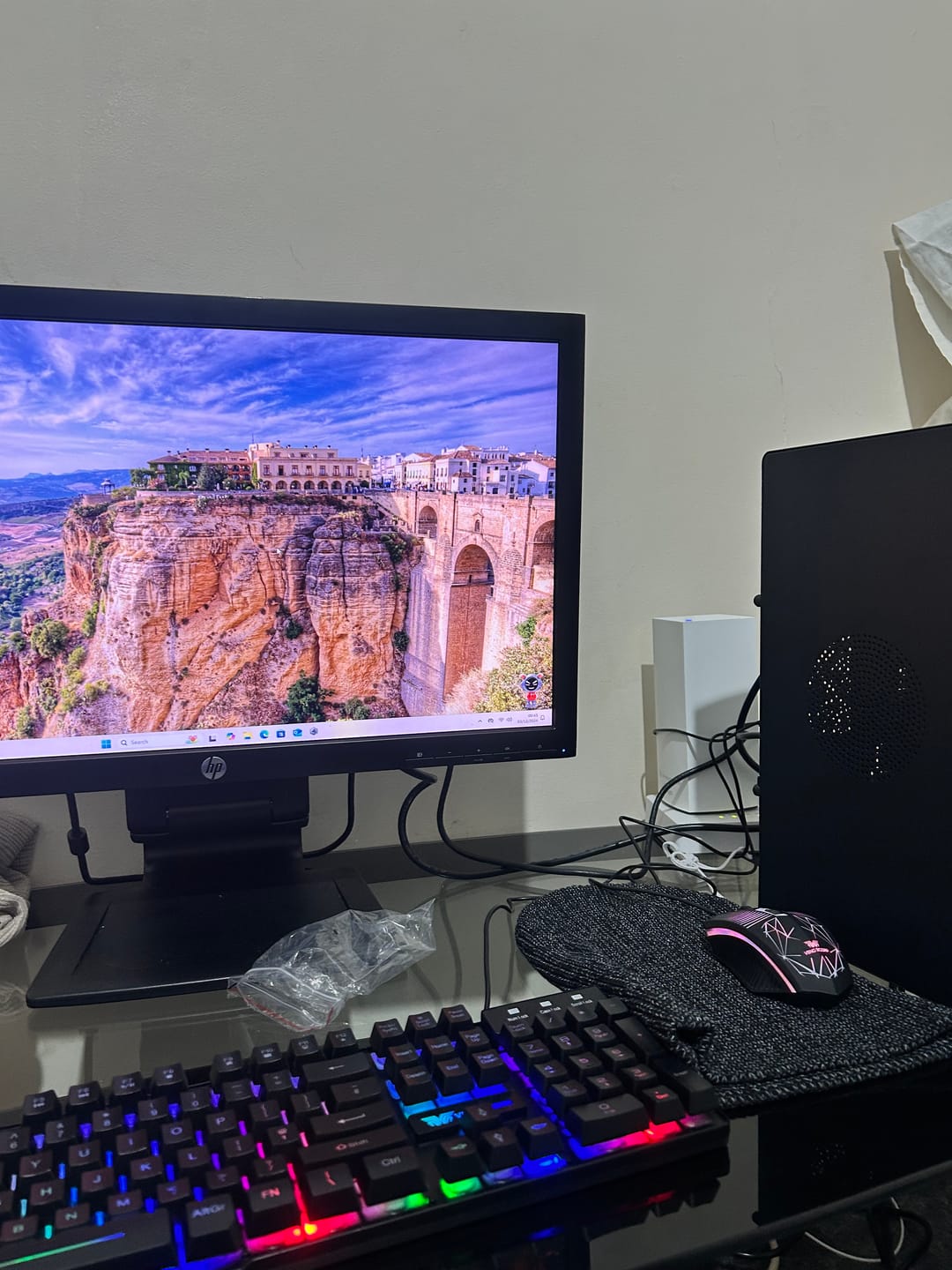 Customer photo review of Veno Scorp V100 PC Bundle - AMD RYZEN 5 5600G 16GB Radeon Graphics c-205se