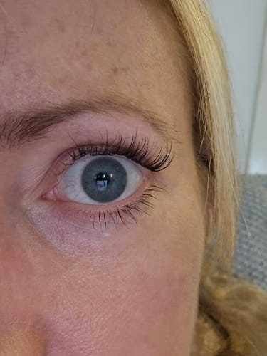 Customer photo review of Feathered Pre-Glued Lashes